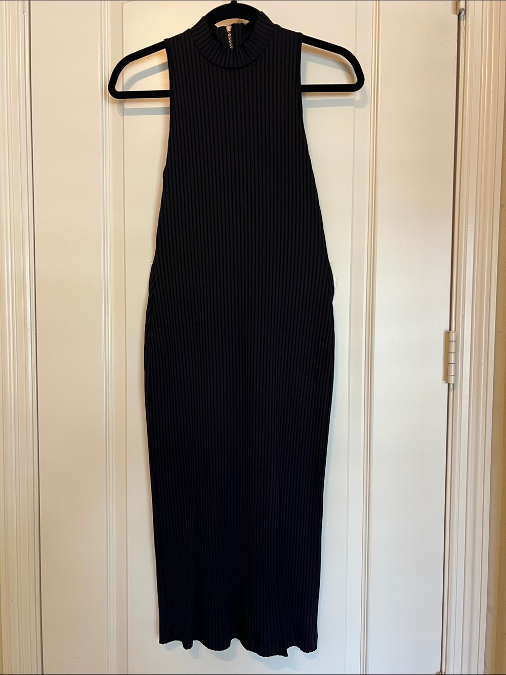 bebe Black Ribbed Sleeveless Midi Dress